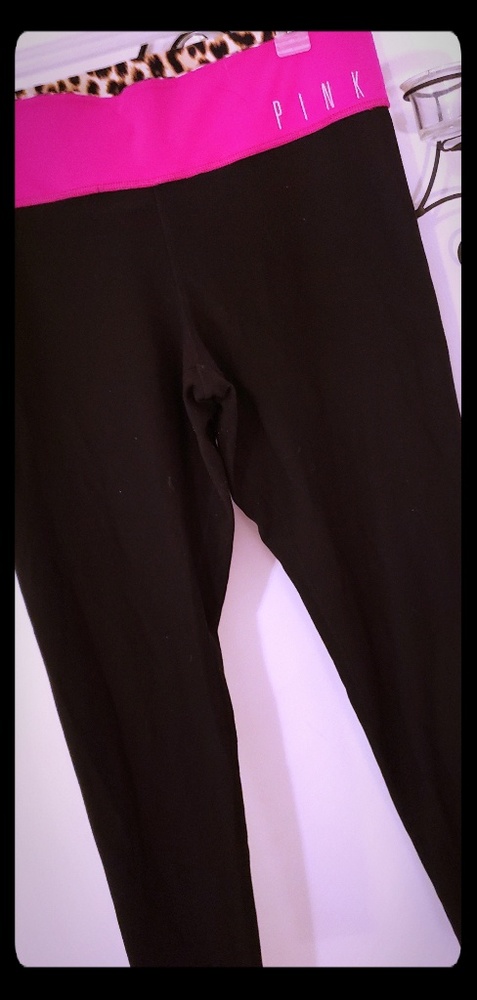 Rare,Ultimate Yoga LEGGINGS ♡PINK- Victoria secret